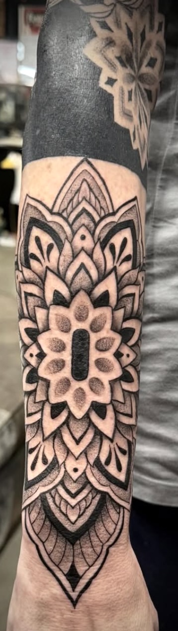 Become a Tattoo Artist in Des Moines Iowa